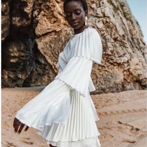 Elegant White Pleated Dress
